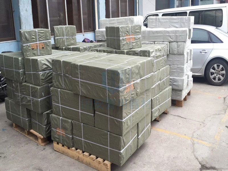 靖江固安發(fā)貨篇—發(fā)往廣州的1000張防暴盾牌順利發(fā)貨！