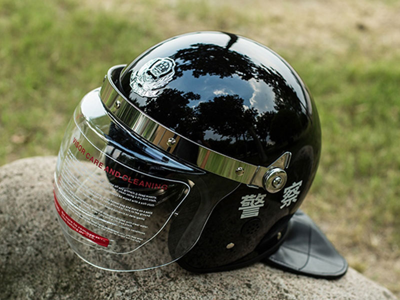 靖江固安：使用防暴頭盔的注意事項(xiàng)